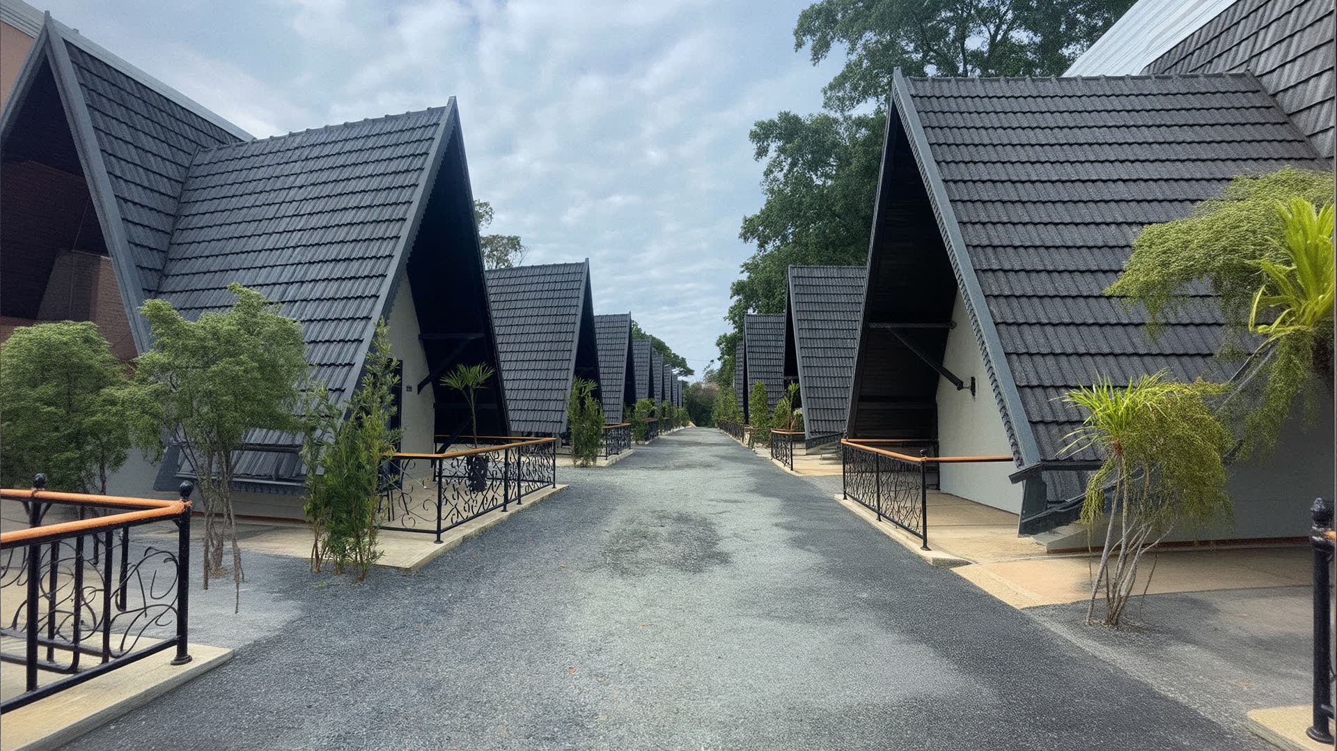 Alameda de chalés do Hotel Vila Verde em São Bento do Sul